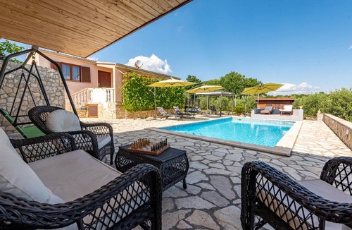 Posedarje House | 89 m² House ∙ 2 bedrooms ∙ 6 guests