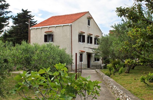 Mali Losinj House | 89 m² House ∙ 3 bedrooms ∙ 6 guests
