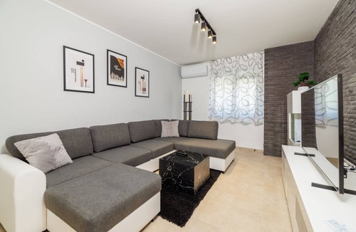 Rab Apartment | 91 m² Apartment ∙ 2 bedrooms ∙ 6 guests