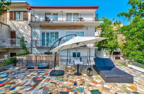 Klanfari Apartment | 93 m² Apartment ∙ 2 bedrooms ∙ 4 guests