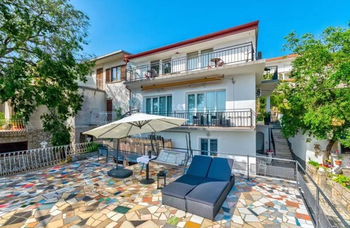 Klanfari Apartment | 93 m² Apartment ∙ 2 bedrooms ∙ 4 guests