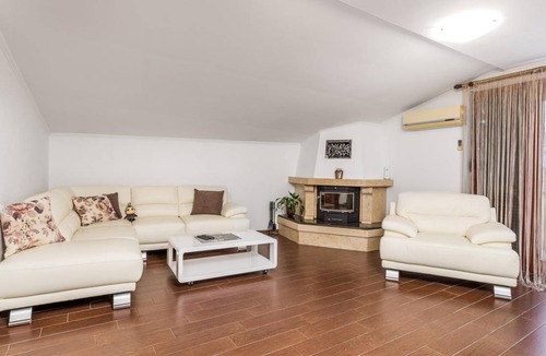 Viskovo Apartment | 94 m² Apartment ∙ 3 bedrooms ∙ 5 guests