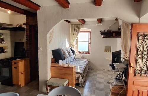 Ustrine House | 94 m² House ∙ 3 bedrooms ∙ 5 guests