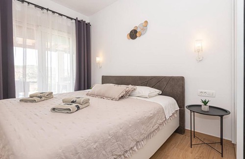 Donje Polje Apartment | 95 m² Apartment ∙ 3 bedrooms ∙ 6 guests