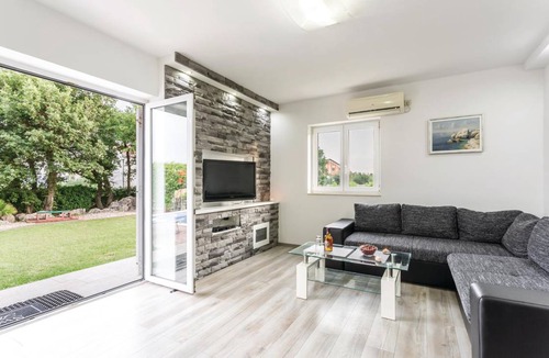 Rudine House | 96 m² House ∙ 3 bedrooms ∙ 6 guests