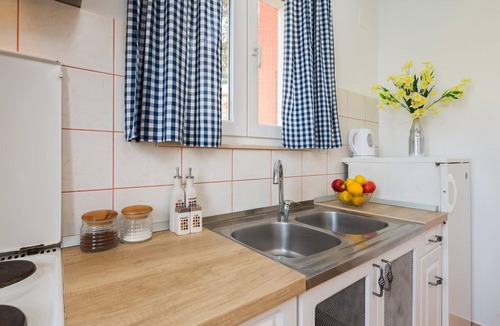 Vinisce Apartment | A 2 - Modern apartment with garden, 80m from beach