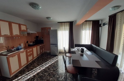 Busteni House | A nice and worm guest house to stay for a few days or more! Mountain View