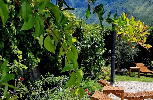 Mostar Apartment | A very nice and cozy vacation rental for 10 people, with a private pool and garden.
