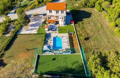 Dugopolje Villa | About Villa Maris