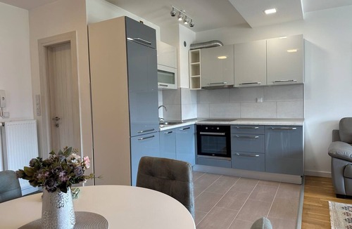 Ilidza Apartment | Ados Apartment Stunning Views 3BR Free Garage