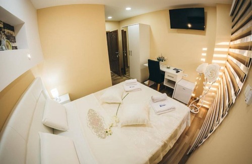 Trn House | Adria Centar Koćuša - Deluxe Double Room with Balcony 15