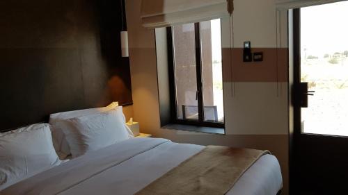 Sharjah Hotel | Al Faya Retreat by Sharjah Collection