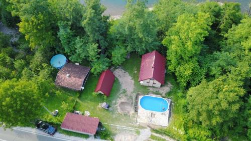 Bajina Basta House | Alaske kolibe