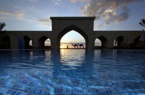 Madinat Zayed Hotel | Aldhafra Resort, Vignette Collection by IHG