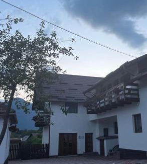 Moieciu House | Alio Guest House