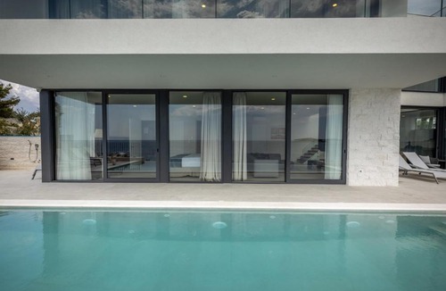 Rogoznica Villa | Alluring Rogoznica Villa 5 Bedrooms Villa Evening Star