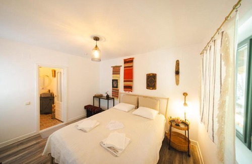 Colti House | Alunis RETREAT