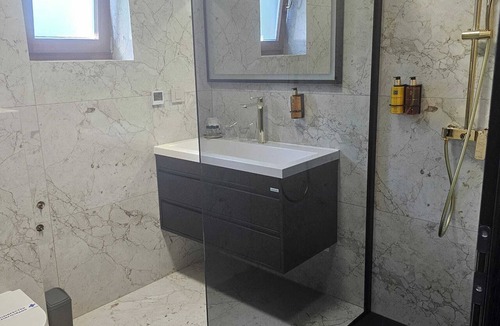 Plitvica Selo Hotel | Amazing 1-bedroom hotel with AC in enchanting Plitvička Jezera
