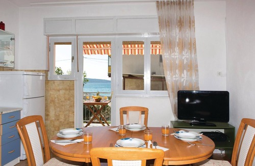 Kastel Kambelovac Apartment | Amazing apartment in Kastel Kambelovac