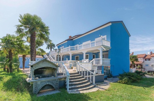 Dajla Apartment | Amazing apartment in Novigrad with 3 Bedrooms and WiFi