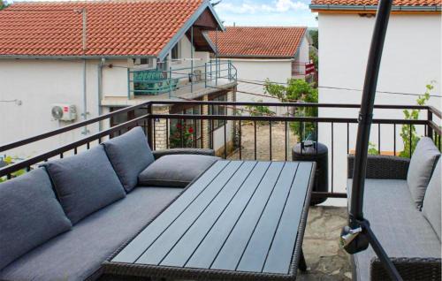 Gornji Karin Apartment | Amazing Apartment In Gornji Karin