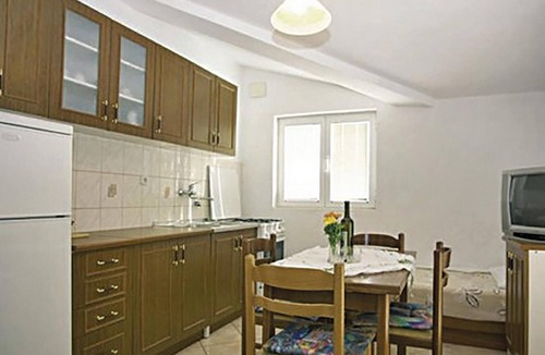 Jadrtovac Apartment | Amazing apartment in Jadrtovac