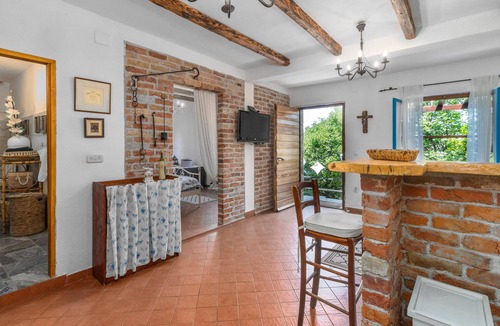 Donja Klada Apartment | Amazing apartment in Klada with kitchen