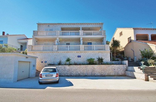 Cove Tri Zala (Zrnovo) Apartment | Amazing apartment in Korcula
