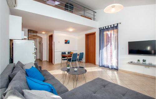 Banjole Apartment | Amazing Apartment In Volme With Wifi