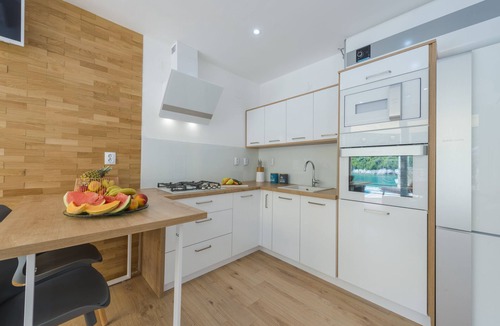 Podimoc House | Amazing Family SeaFront House with Private Pool and Beach