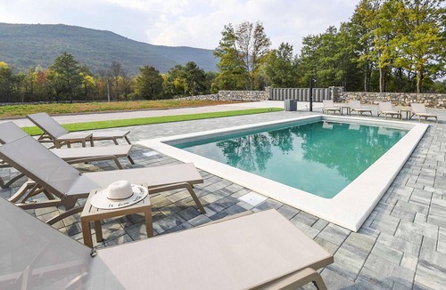 Municipality of Gracac House | Amazing home in Gracac with kitchen