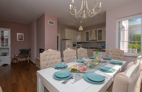 Imotski House | Amazing home in Imotski