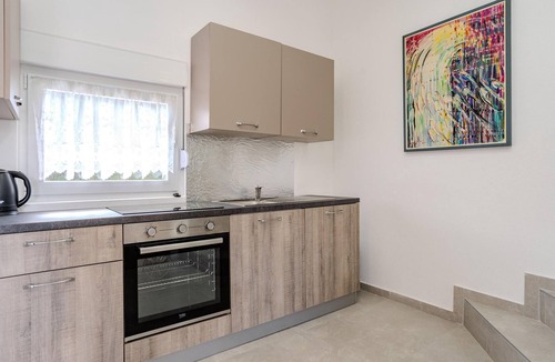Donji Karin House | Amazing home in Karin