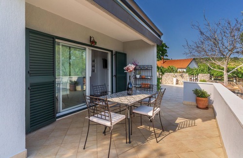Kornic House | Amazing home in Kornic