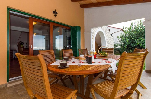 Stanisovi House | Amazing home in Koromacno with WiFi