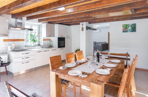 Lokvicici House | Amazing home in Lokvicici