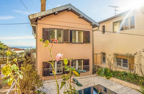 Opatija House | Amazing home in Opatija with WiFi