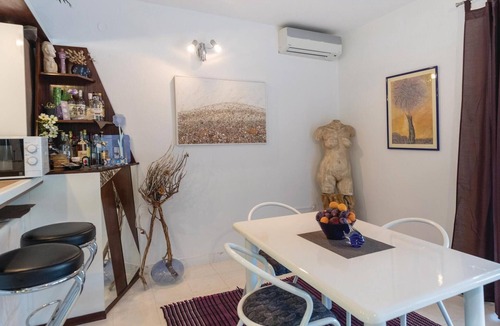 Blace House | Amazing home in Opuzen with WiFi