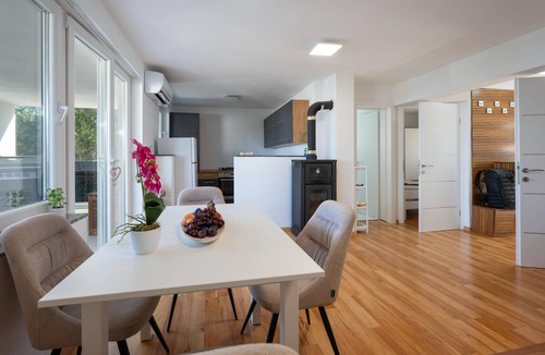 Peruski House | Amazing home in Peruski