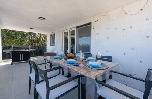 Peruski House | Amazing home in Peruski