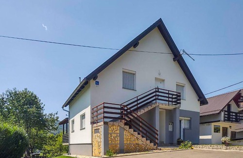 Smoljanac House | Amazing home in Smoljanac