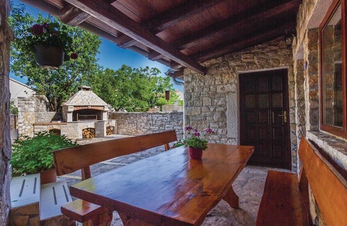 Cabrunici House | Amazing home in Svetvincenat with WiFi