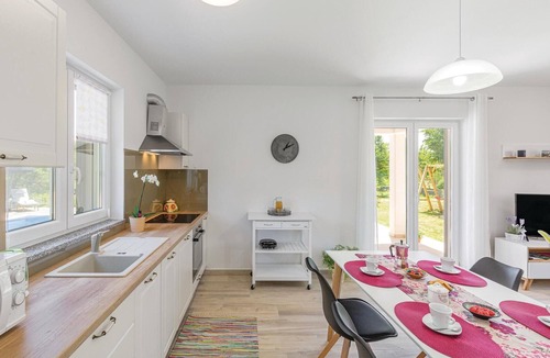 Brgod House | Amazing home in Trget