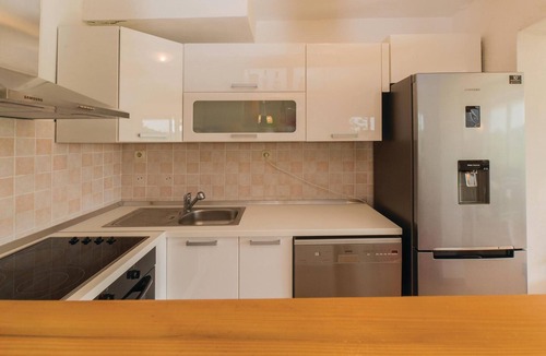 Zdrelac House | Amazing home in Zdrelac with kitchen