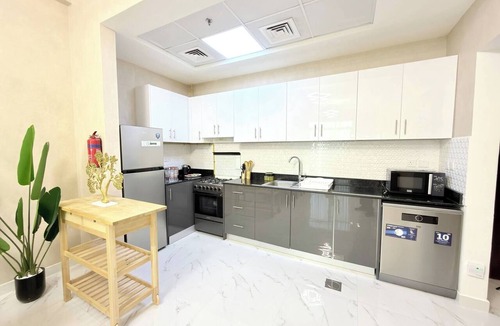 Jumeirah Village Triangle Apartment | Amazing Location 2 Br + Maids l 6 sleeps Family