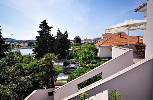 Poljana Apartment | Amazing Place 4 Peaceful Holiday "JASMIN"