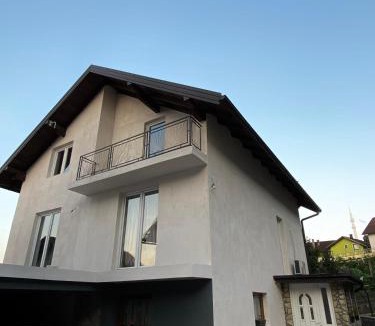 Mali Radic Villa | Anes House