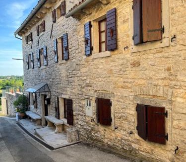 Municipality of Zminj House | Aneta authentic Istrian House with pool & garden - Pet Friendly