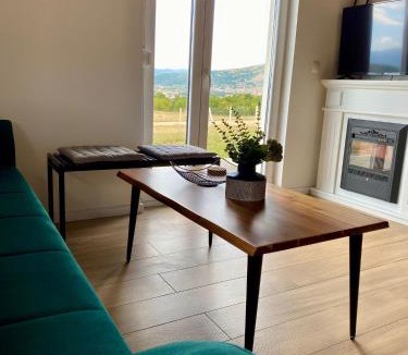 Canton 10 House | Antiva