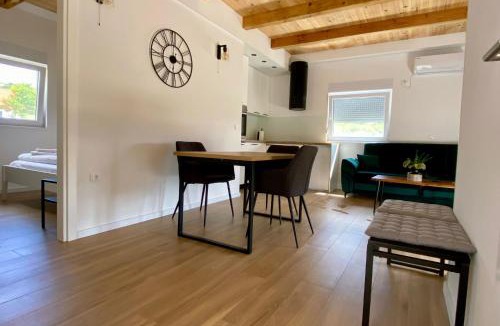 Canton 10 House | Antiva